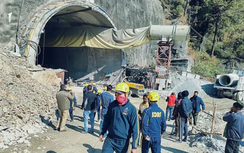 Thông tin mới nhất vụ sập đường hầm đang xây dựng ở Ấn Độ