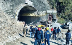 Lật lại hàng loạt vấn đề sau vụ sập hầm đường bộ khiến 40 công nhân mắc kẹt