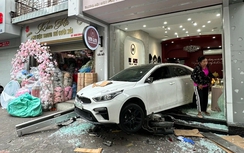 Vụ nữ tài xế lùi xe vào cửa hàng trang sức ở Hải Phòng: Nạn nhân đã tử vong