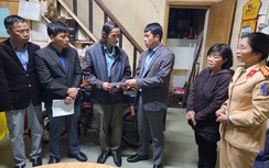 Ban ATGT tỉnh Lâm Đồng thăm hỏi 10 gia đình nạn nhân TNGT đặc biệt khó khăn