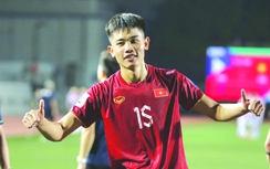 Từ cầu thủ bị loại tới niềm hy vọng của tuyển Việt Nam