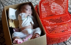 Bé gái 6 tháng tuổi bị bỏ rơi ở Cà Mau được người thân nhận về