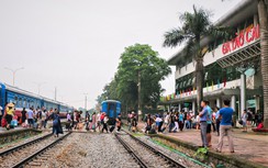 Tăng hàng chục chuyến tàu Lào Cai phục vụ du lịch Sapa