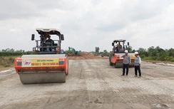 Cần ưu tiên bố trí hơn 40.000m3 cát đưa cao tốc Mỹ Thuận - Cần Thơ về đích cuối năm