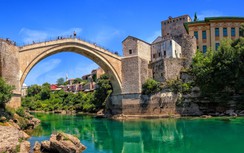 Khám phá cây cầu cổ được xây dựng từ thời kỳ đỉnh cao của đế chế Ottoman