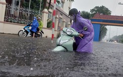 Đường phố Đà Nẵng lại thành sông sau mưa lớn: Những tuyến nào đang ngập sâu?
