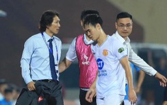 Cởi áo đòi ăn thua đủ với cầu thủ, cựu HLV U23 Việt Nam thoát án phạt từ VFF