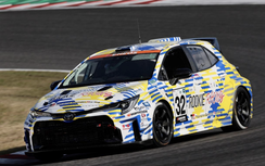 Toyota mang xe hybrid tranh tài ở giải đua tại Thái Lan