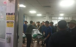 Nghệ An: Sập trần gỗ trường học, nhiều học sinh phải nhập viện