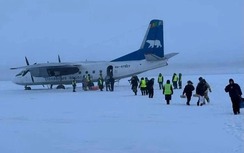 Máy bay Nga hạ cánh nhầm xuống sông băng