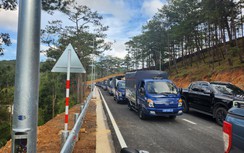 Lâm Đồng: Thông xe tạm thời đường đèo Prenn trong dịp tết Dương lịch