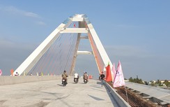 Thông xe kỹ thuật cầu Trần Hoàng Na vượt sông Cần Thơ
