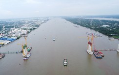 Ngày Tết hối hả trên công trường cầu 5.200 tỷ đồng nối Tiền Giang với Bến Tre