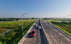 Ngày đầu thông xe cao tốc qua Nghệ An, Thanh Hóa, đường thông thoáng, QL1A giảm tải