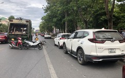 Người mở cửa xe khiến cô gái tử vong dưới gầm xe chở rác ở Nghệ An là kế toán phường