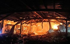Cháy lớn tại nhà máy sản xuất dụng cụ golf Đài Loan