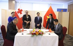 Việt Nam thiết lập quan hệ ngoại giao với Tonga