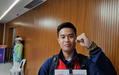 Xạ thủ Phạm Quang Huy nhận mưa tiền thưởng sau tấm HCV ASIAD 19