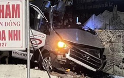 Hai xe khách tông trực diện trên QL20 khiến 4 người tử vong