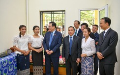Chủ tịch Quốc hội Vương Đình Huệ dự khai giảng ở trường Hữu nghị T78