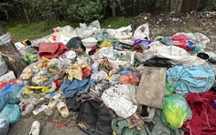 Đà Nẵng: Tái diễn nạn đổ rác thải ngổn ngang ở khu đô thị Phước Lý
