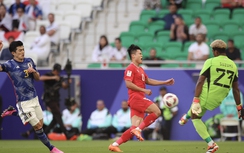 Thủ môn Nhật Bản bất ngờ trước sức tấn công của đội tuyển Việt Nam