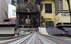Cháy nhà, 4 người tử vong ở Hà Nội: Cửa khoá chặt, hàng xóm bất lực dập lửa
