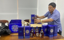 Xe tải chở hơn 1.900 chai rượu ngoại nhập lậu, bị phát hiện khi đến Phú Yên
