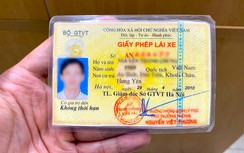 Không bắt buộc phải đổi GPLX cấp trước năm 2012 sang thẻ PET