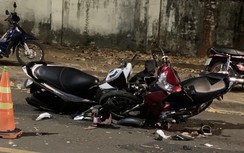 Hai xe máy đối đầu, một người tử vong, một bị thương