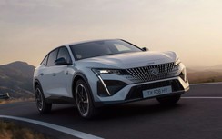 Peugeot E-408 vừa ra mắt có thể di chuyển 453km sau một lần sạc