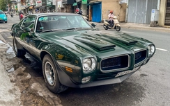 Chiếc Pontiac Firebird hơn 50 năm tuổi của ông Đặng Lê Nguyên Vũ