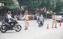 Vừa phạt, vừa tuyên truyền ngăn học sinh vi phạm giao thông