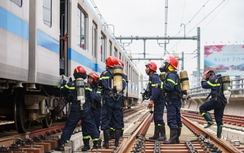 Hơn 1.000 người diễn tập cứu nạn tình huống cháy toa tàu metro Bến Thành - Suối Tiên