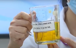 Pha oresol bù nước cho trẻ thế nào?