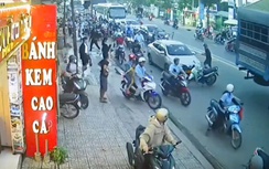 Điều tra vụ việc thanh niên hành hung tài xế, đập vỡ kính ô tô sau va chạm giao thông