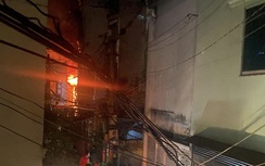 Cháy 3 căn nhà ở TP.HCM, 4 người tử vong