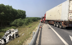 Ba ô tô tai nạn liên hoàn trên cao tốc Cam Lộ - La Sơn có hạn kiểm định thế nào?