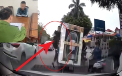 Lộ diện tài xế ô tô đạp ngã người đi xe máy trên phố ở Hà Nội