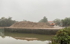 Quảng Ninh: Nhiều bến bãi trái phép ven sông, xã lúng túng hướng xử lý