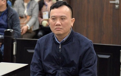 Cựu giám đốc CDC Hà Nội nhập viện, tòa hoãn xét xử