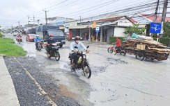 Hơn 68 tỷ đồng khắc phục hư hỏng nền đường do mưa lũ tại Bến Tre