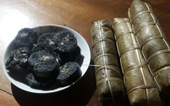 Độc đáo bánh chưng đen trong Tết cổ truyền của dân tộc Tày, Thái ở Yên Bái