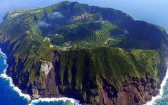 Đảo núi lửa chỉ có 200 người sinh sống ở Nhật Bản