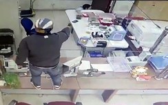 Truy bắt đối tượng cầm súng cướp ngân hàng tại Lâm Đồng