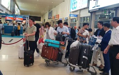 Hơn 100 nghìn khách qua sân bay Tân Sơn Nhất trong ngày 30 Tết