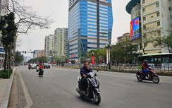 Đường phố Hà Nội vắng lặng ngày 30 Tết