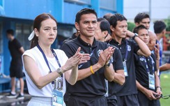 Vừa làm Chủ tịch FAT, Madam Pang đã quên "hẹn ước" với Kiatisak