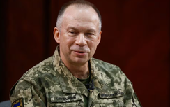 Tổng thống Ukraine bổ nhiệm “báo tuyết” làm Tổng tư lệnh quân đội
