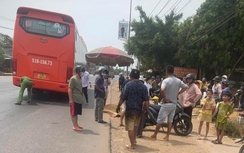 Ô tô khách va chạm xe máy ở Đồng Nai, một phụ nữ tử vong tại chỗ